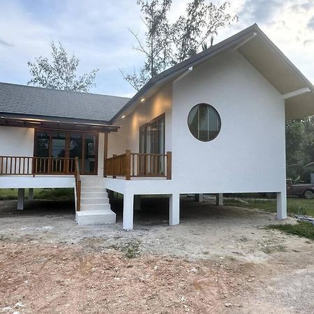 Chaloklum Canal Villa Exterior photo